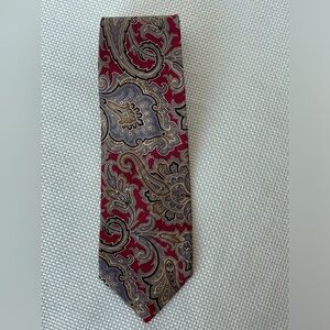 Robert Talbott Vintage Paisley Red Grey Gold Hand Sewn Finest Silk Tie